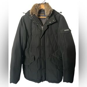 Woolrich Quilted Down Filled Blizzard fur collar hooded Jacket in Black Medium